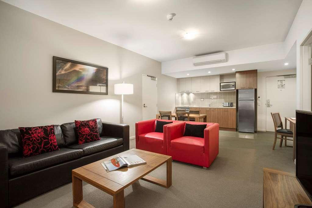 Hudson Parap Darwin Room photo